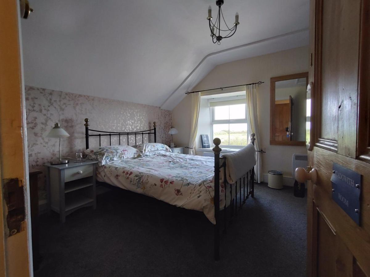 Chyheira Bed and Breakfast Ruan Minor Buitenkant foto