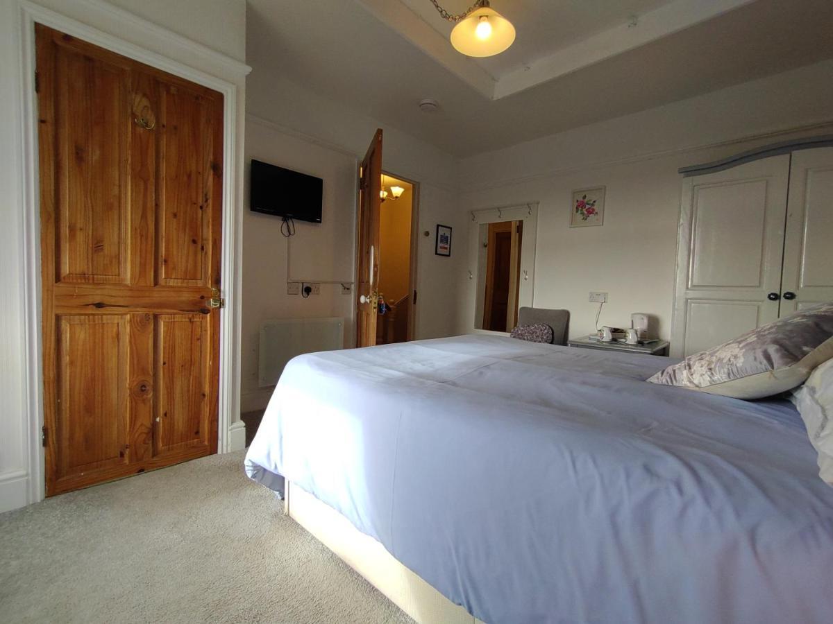 Chyheira Bed and Breakfast Ruan Minor Buitenkant foto