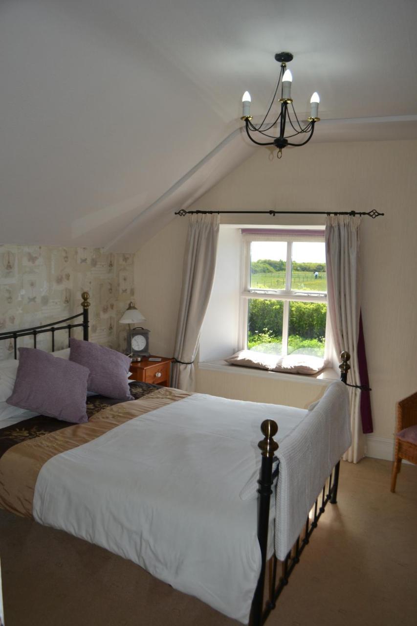 Chyheira Bed and Breakfast Ruan Minor Buitenkant foto