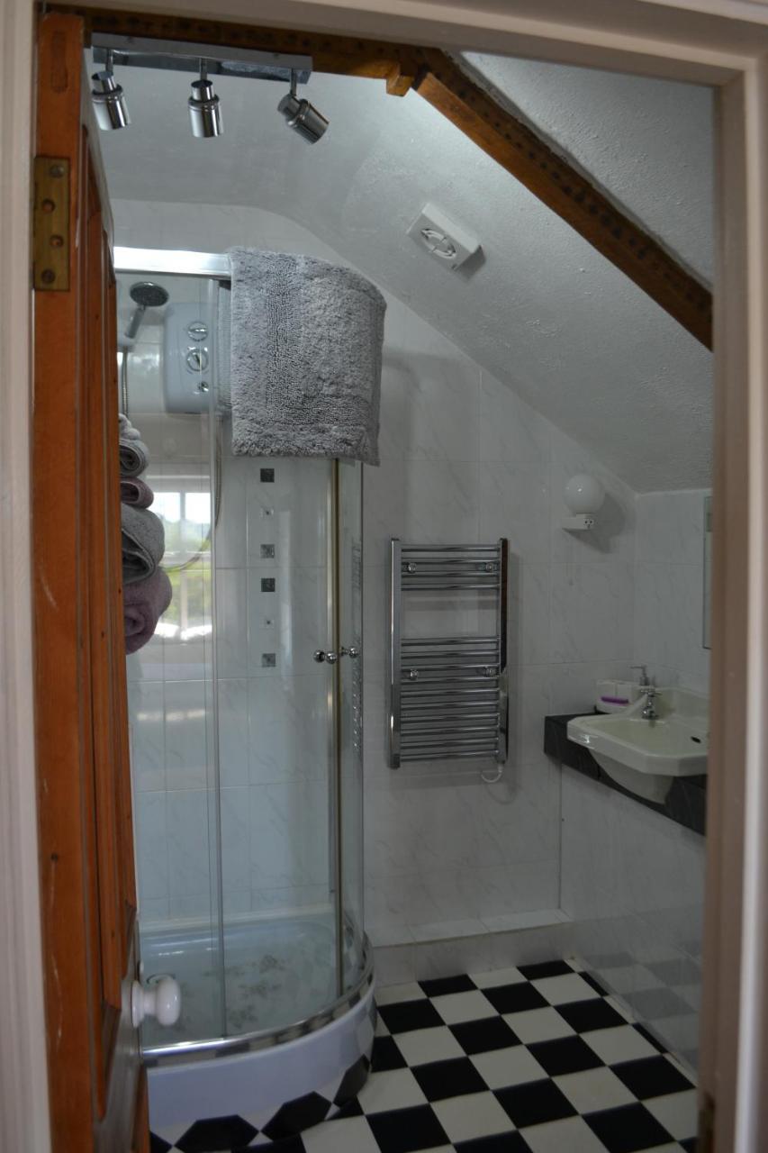 Chyheira Bed and Breakfast Ruan Minor Buitenkant foto